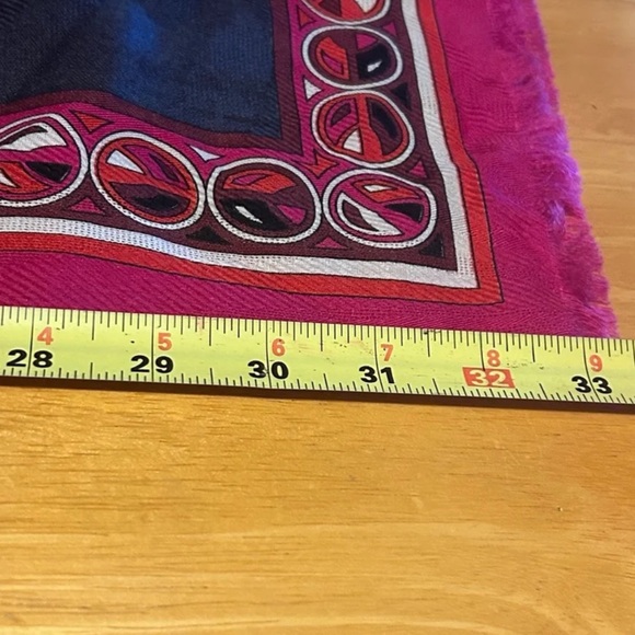 Emilio Pucci Pink and Black Scarf - Picture 5 of 5